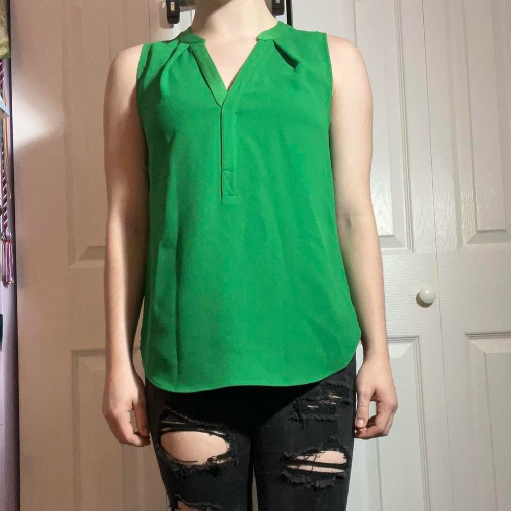 Trina Turk Vibrant Green Sleeveless Blouse